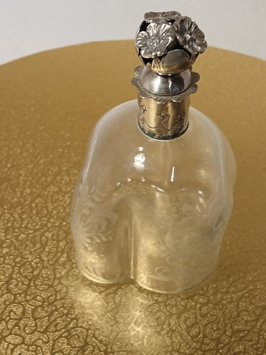 Parfümflasche alt 800er